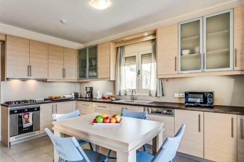 Luxury Villa Rami With Private Swimming Pool