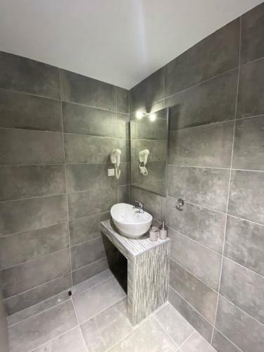 Evgenia & Zoe Apartments