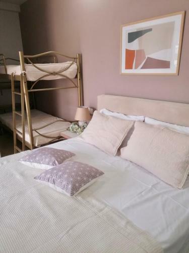 Evgenia & Zoe Apartments