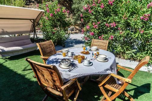 Lygaria Seaview Home