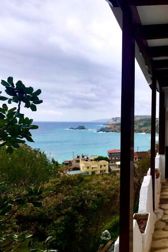 Lygaria Seaview Home