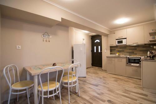 Amaranti Luxury Apartments & Studios