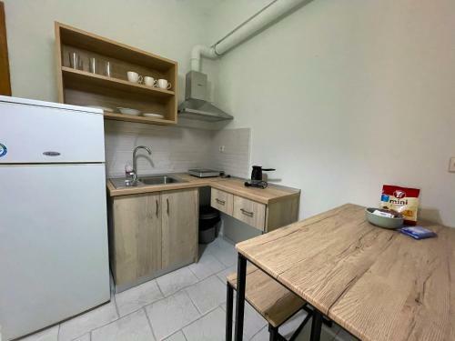 Apartamento Thealos Inn