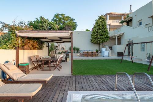 Villa Caldera Blue