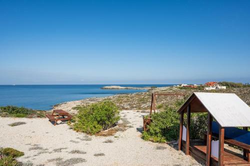 Kiani Seafront Apartments