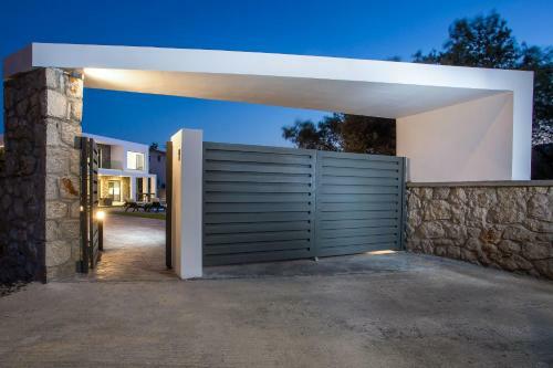 Kastalys Villa