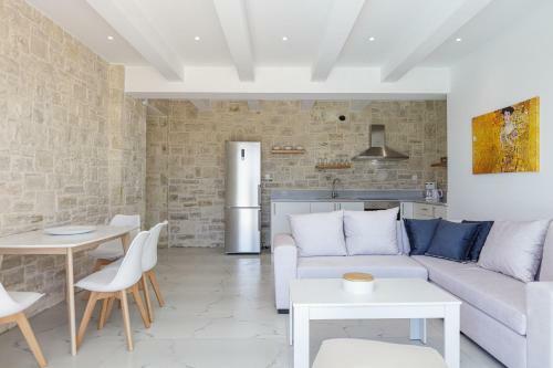 Mythos Villas With Heated Pool