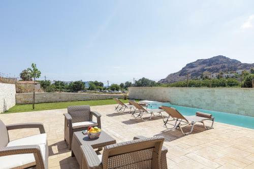 Mythos Villas With Heated Pool