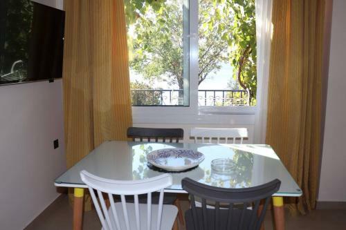 Mathesi Apartment Sea View