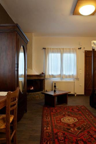 Hostal Guesthouse Elaia