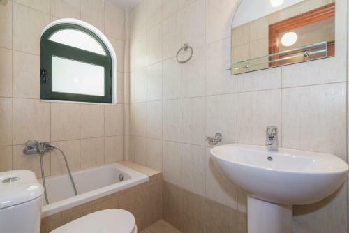 Allegro Studios & Apartments