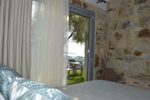 Villa Lithos