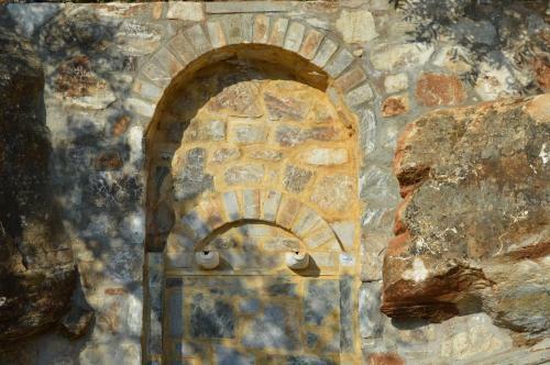 Villa Lithos