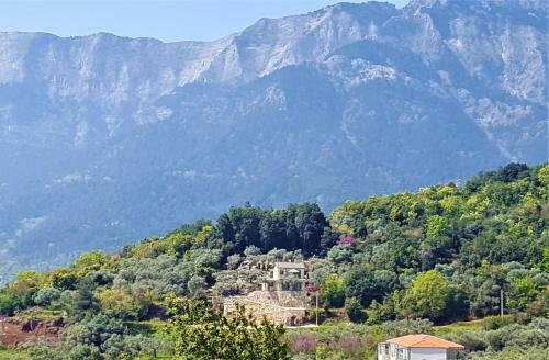 Villa Lithos