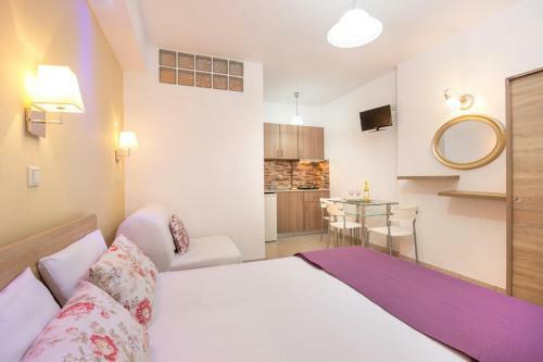 Rani Apartments
