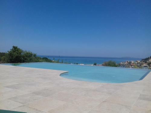 Gem Rosa Villa, Agios Stefanos, Corfu
