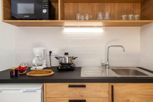 Ligia Waterfront Apartments