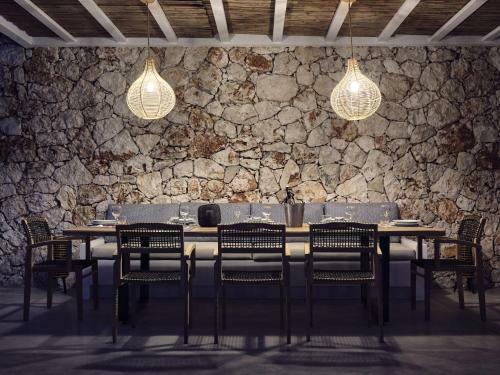 Etheria Luxury Villas & Suites