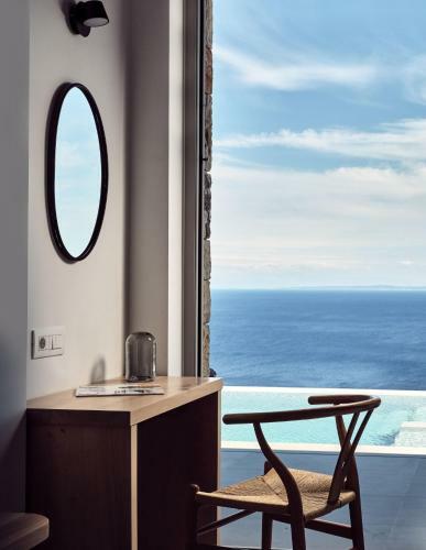 Etheria Luxury Villas & Suites