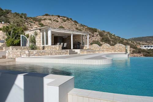Evilia Luxury Villa