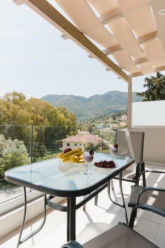 Ariti Luxury Apartment, Nikiana