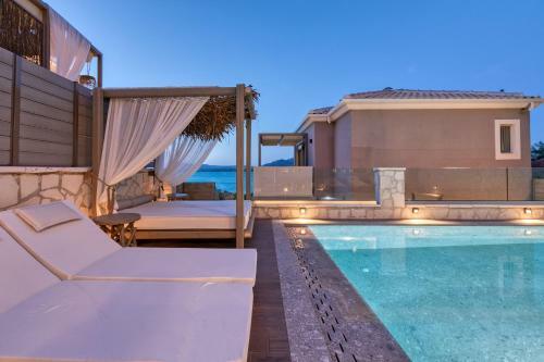 White Rock Villas Nikiana