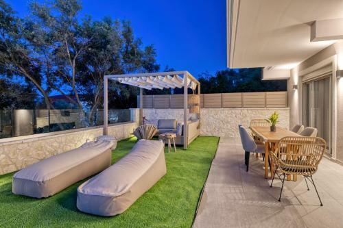 White Rock Villas Nikiana