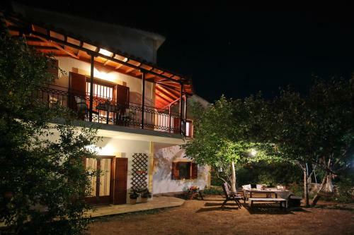 Apartamento Koromilia Villa