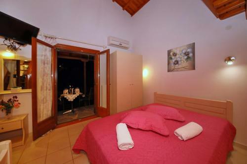Apartamento Koromilia Villa