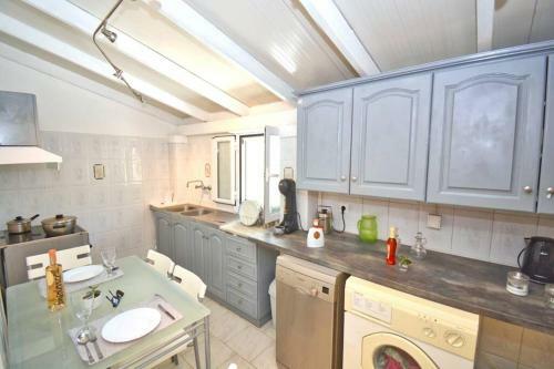 Angel Cottage By Chalikounas Beach