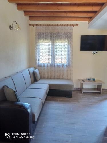 Ioannis Stagkonis House 2