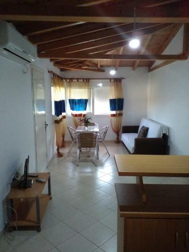 Klidonas Apartments