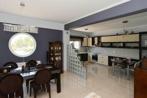 Santova Hill Apartments