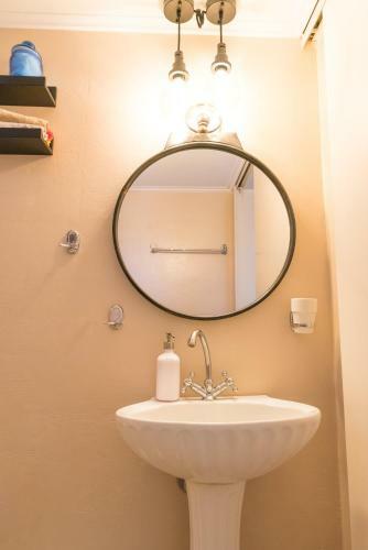 Comfy Kourouta Apartment & Suite