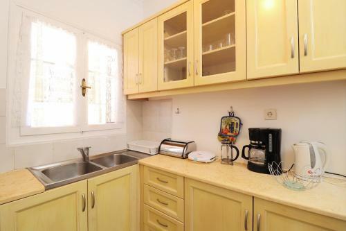 A Nice Apartment- Corfu Town, Kanoni