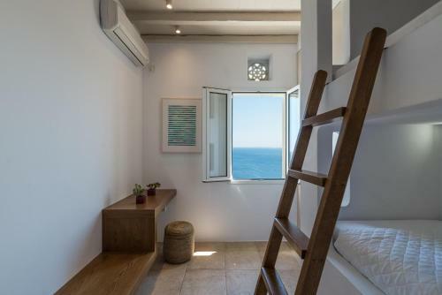 Villa La Chapelle Est In Tinos
