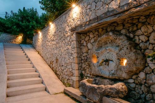 Siora Tanto Rustic Villa