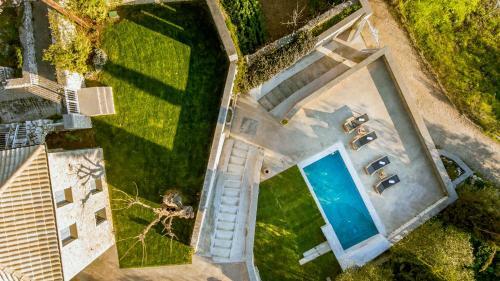 Siora Tanto Rustic Villa