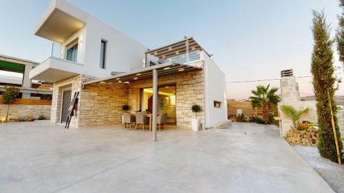3 Muses Luxury Villas