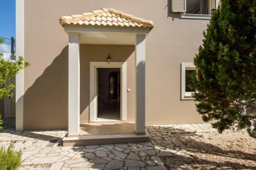 Sole Mare Villa Lakithra