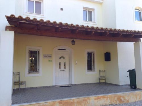 Spacious 5 Bed Villa With Pool In Kefalonia