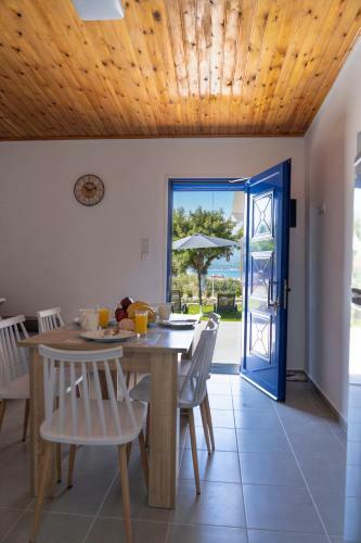 Blue Paradise Home