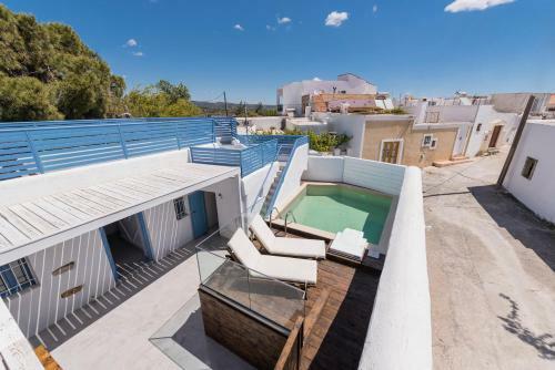 Casa Blue Gennadi