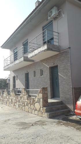 Anna Apartments