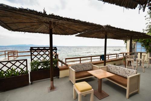 Stone Villa Inside Sea- Kids'land