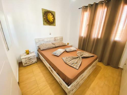 Golden View House