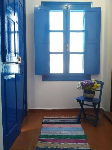 My Sweet Greek Dream - Traditional Home