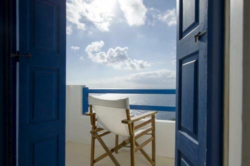 Aigeis-milos Suites