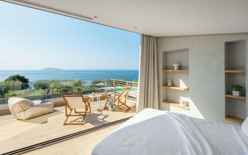 Villa Luria Homes
