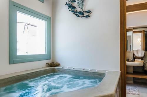New Villa Katerina - 3 Villas & 3 Private Jacuzzi
